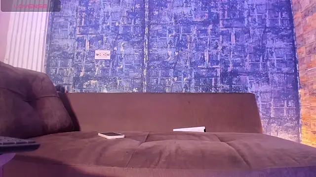 scarlettqueenx Show in webcam