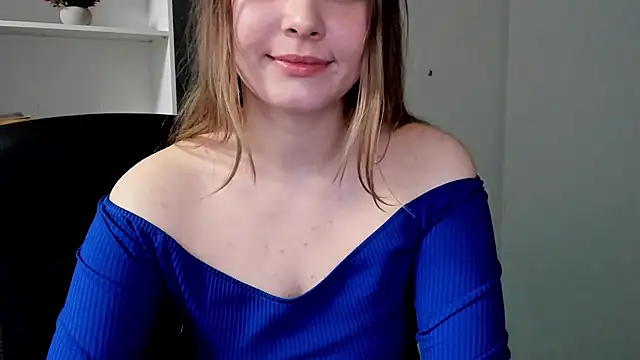 Онлайн чат XXX kitty_valeria