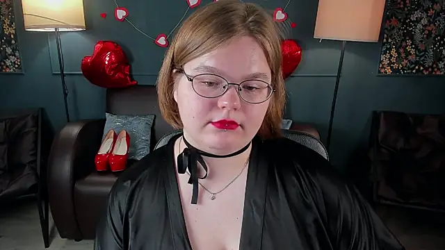 دردشة MaryFloree الجنسية المباشرة