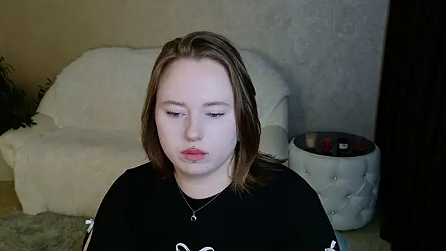 SelenaAsti élő XXX-chatje