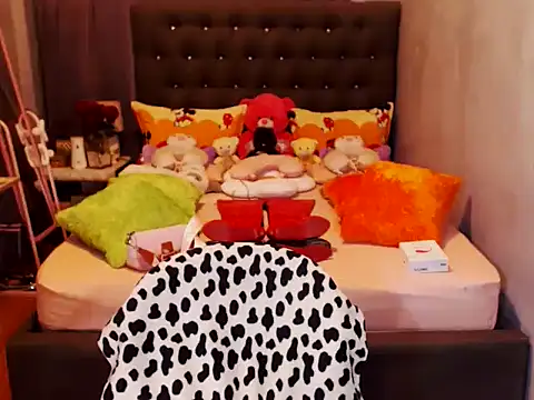 Unmarriedwife_TS Pertunjukan Webcam