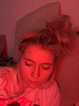 แชท XXX สดของ Blondie_Sofia_Essexbabe