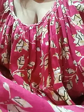 Sweet_Riya69's Webcam Show