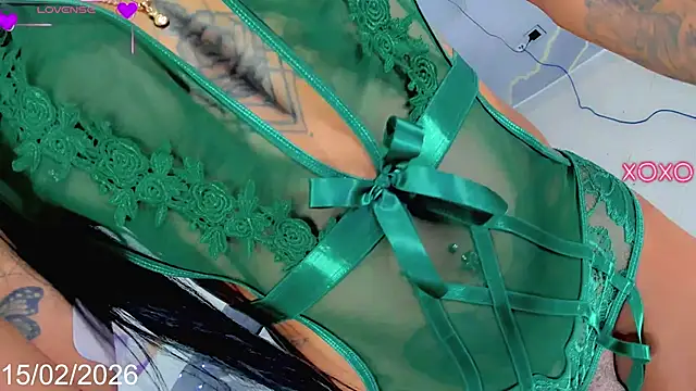 دردشة Nella_Dolls الجنسية المباشرة