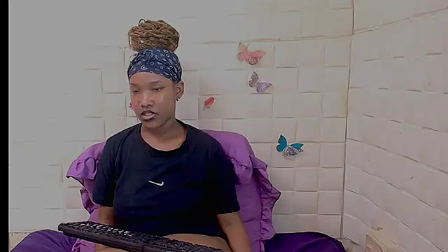 دردشة EroticSexyPrada الجنسية المباشرة