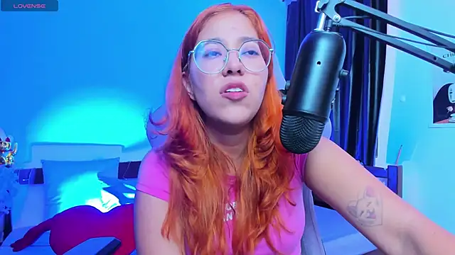 _Moon_Johnson 现场XXX聊天