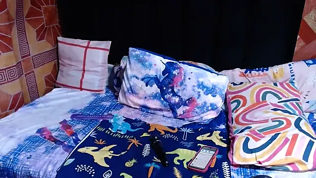 Thickbootykim's Webcam Show