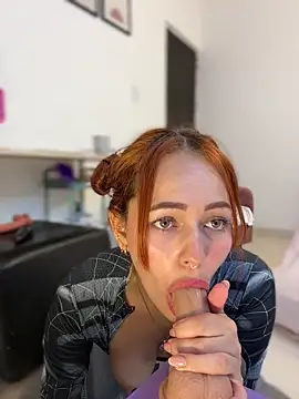 Miss-Abbii: απευθείας συνομιλία ΧΧΧ