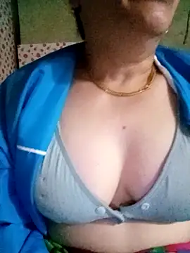 Chat +18 de small-house123 ao vivo