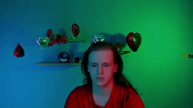 Show modela leo_void na web-kameri