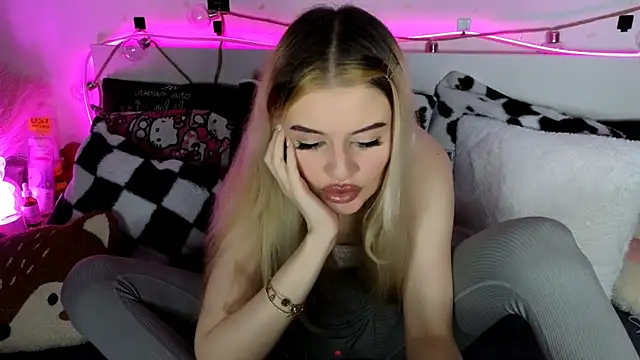 Chat +18 de nicollewetpussy ao vivo