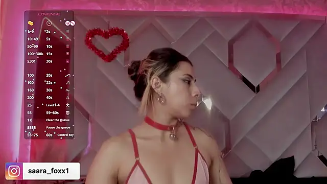 Sara_Foxx1 即時 XXX 聊天