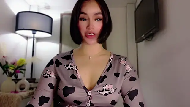 Anna_HollyDoll webcam show