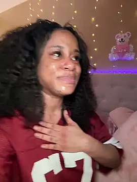 XXX chat uživo modela Tikalalin