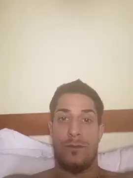 NudeAk47- Webcam show