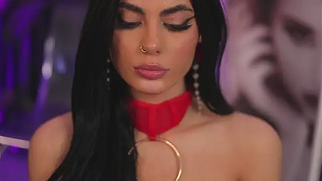 RavennaDArcy Pertunjukan Webcam