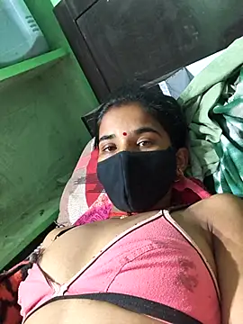 Czat XXX na żywo – Uma_sain