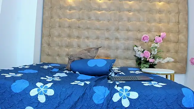 _mia_garcian Live XXX chat