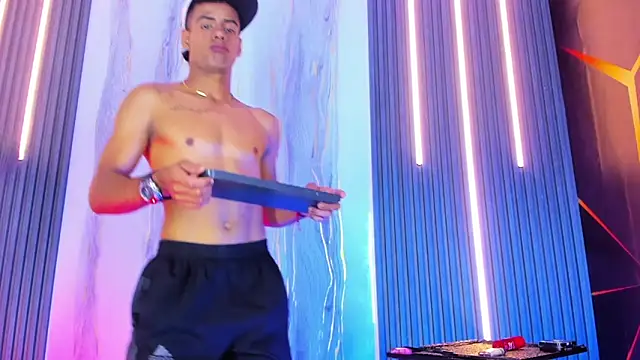 Webkamerová show Vicky_and_Jeyco