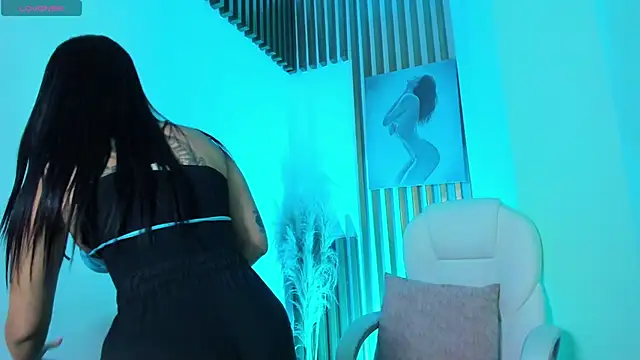 MegganLuna 即時 XXX 聊天