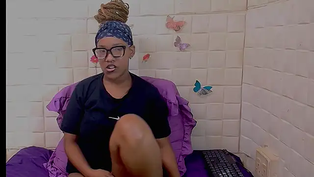 EroticSexyPrada Live XXX-Chat