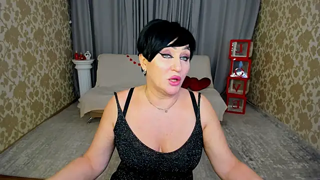 KiraTempt Adlı Modelin Canlı XXX Sohbeti