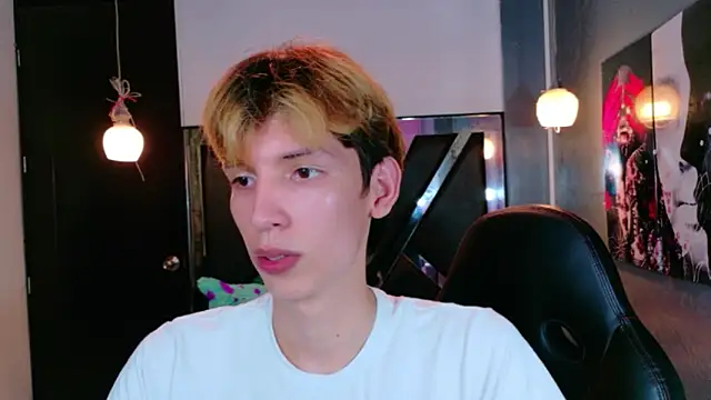 Pokazy przed kamerką – Liam_Green1