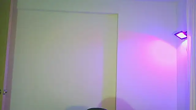 Yuliennegg's Live XXX Chat