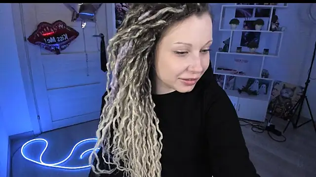 HoneySallyMoore live XXX chat