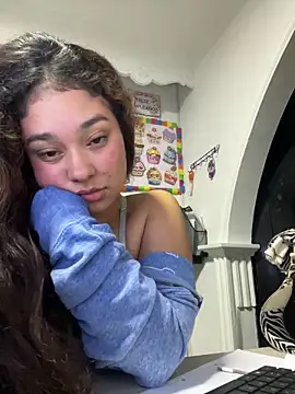 Chat XXX en directo de lana_rousse01