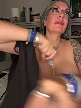 Chatroom XXX en direct de dieseldame1313