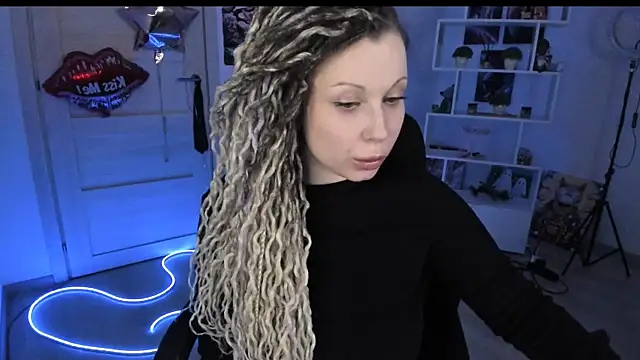 HoneySallyMoore – Naživo XXX chat