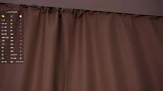 Sembang XXX Secara Langsung EffieHenri