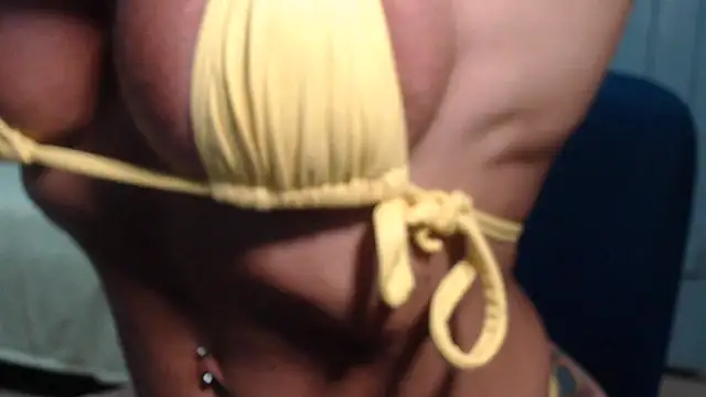 Stronggsexy Chat XXX in diretta