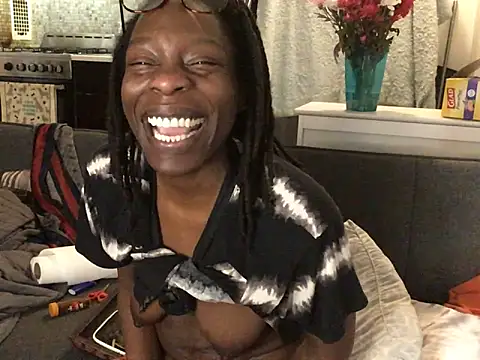 โชว์เว็บแคมของ littyleesh1