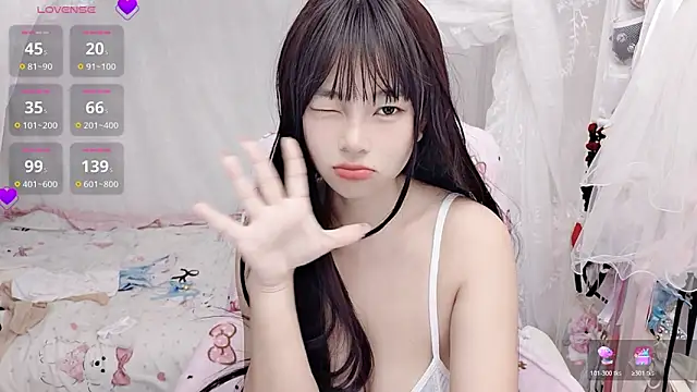 9aunatiis – Live XXX-chat