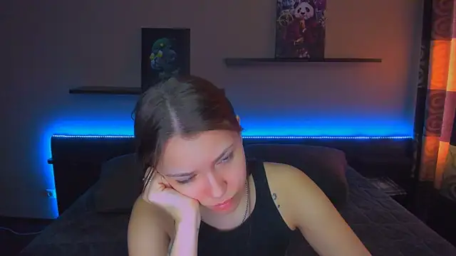 AlexaBarkleyのライブXXXチャット