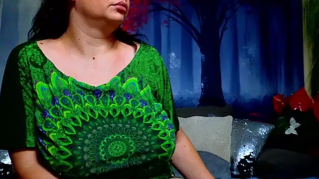 ElizabethEven Chat XXX live