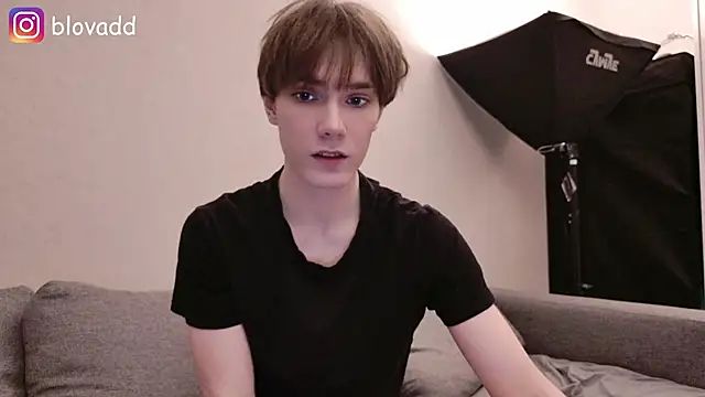 دردشة callmenineoneseven الجنسية المباشرة