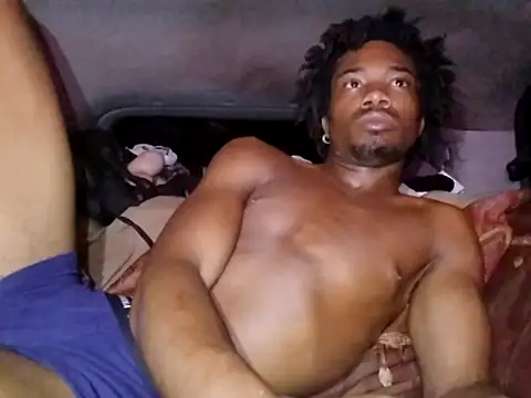 SlimeCrownzOut5's Live XXX Chat