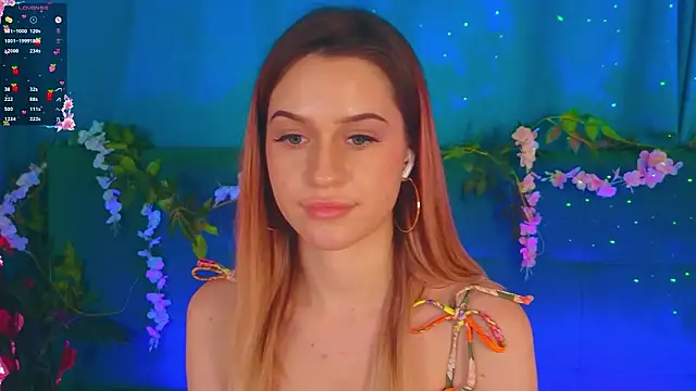 AlinaWalters Chat XXX in diretta