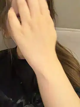 Živý XXX chat HornyGirlH