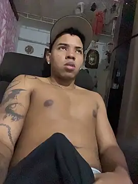 FeitanGus' Webcam Show