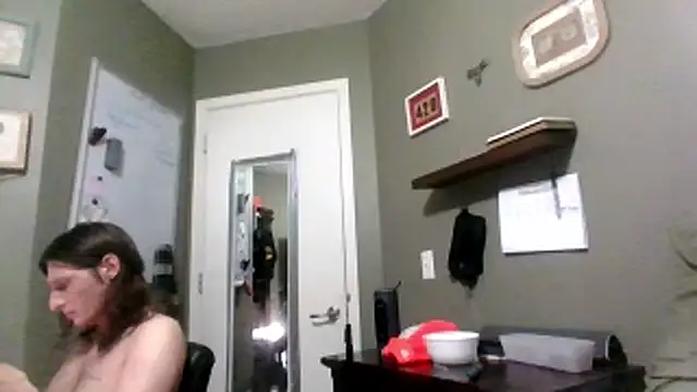 Edgeof26 即時 XXX 聊天