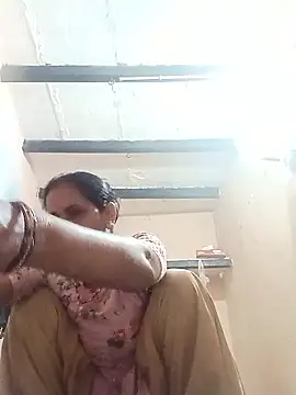 Hasmi_hot09's Webcam Show