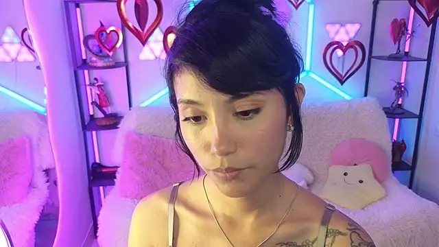 ivonne_heaven ওয়েবক্যাম শো