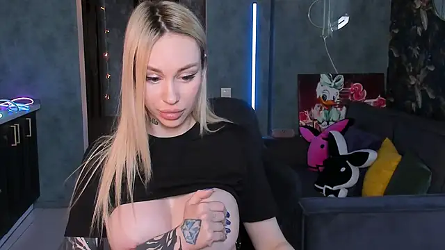 Blckmirrorr Adlı Modelin Canlı XXX Sohbeti