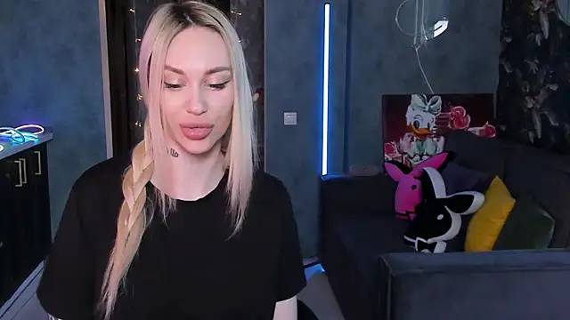 Blckmirrorr's Live XXX Chat