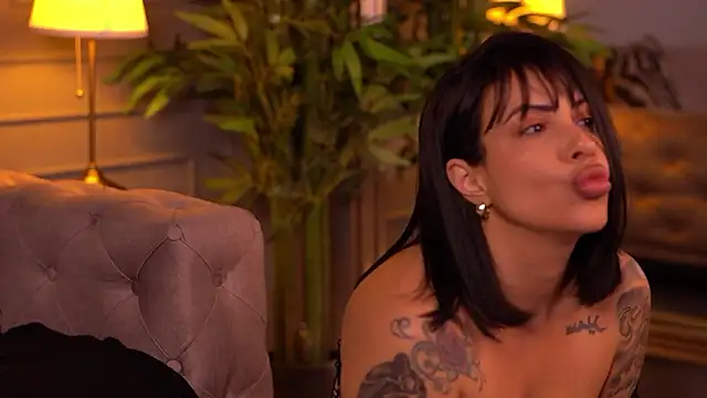 Chat XXX ao vivo de PerfectBootyXO