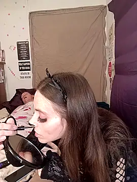 snowbird1117 Adlı Modelin Canlı XXX Sohbeti